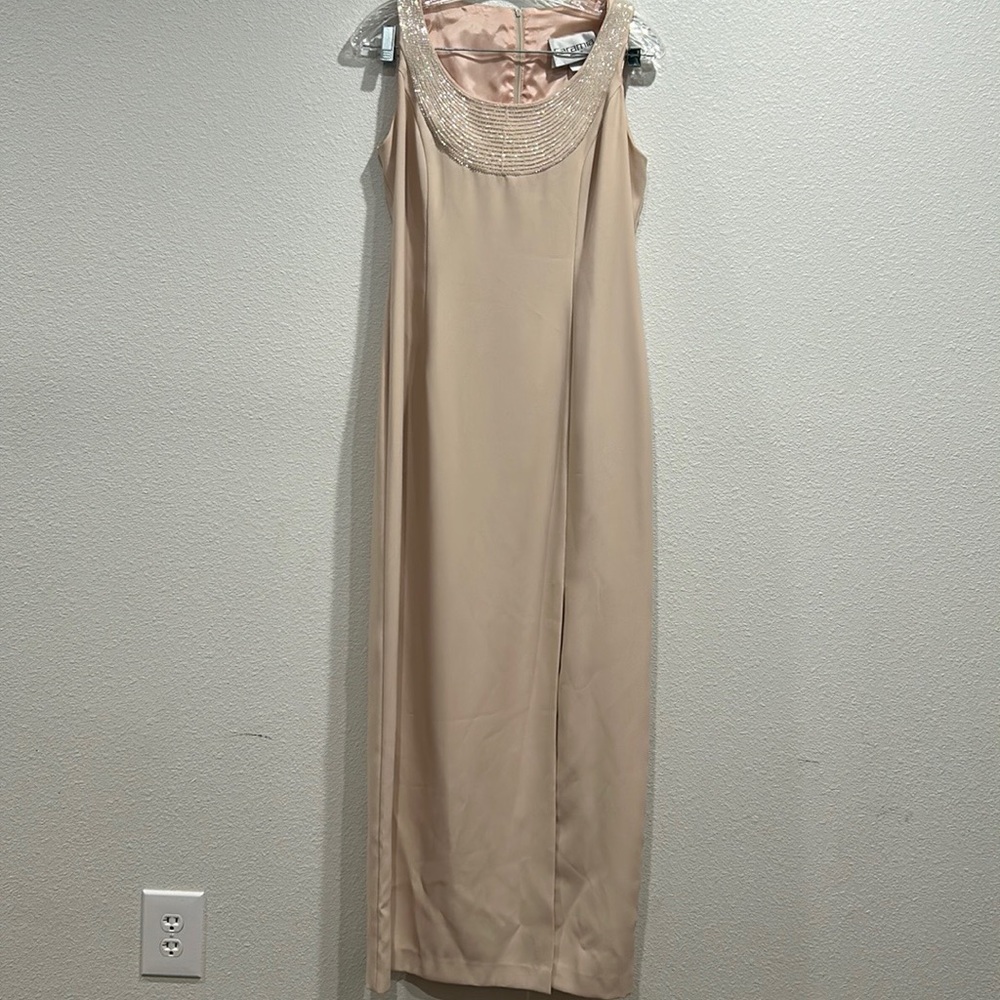 Caramia Sleeveless Beeded Collar Long Formal Dress SZ 12